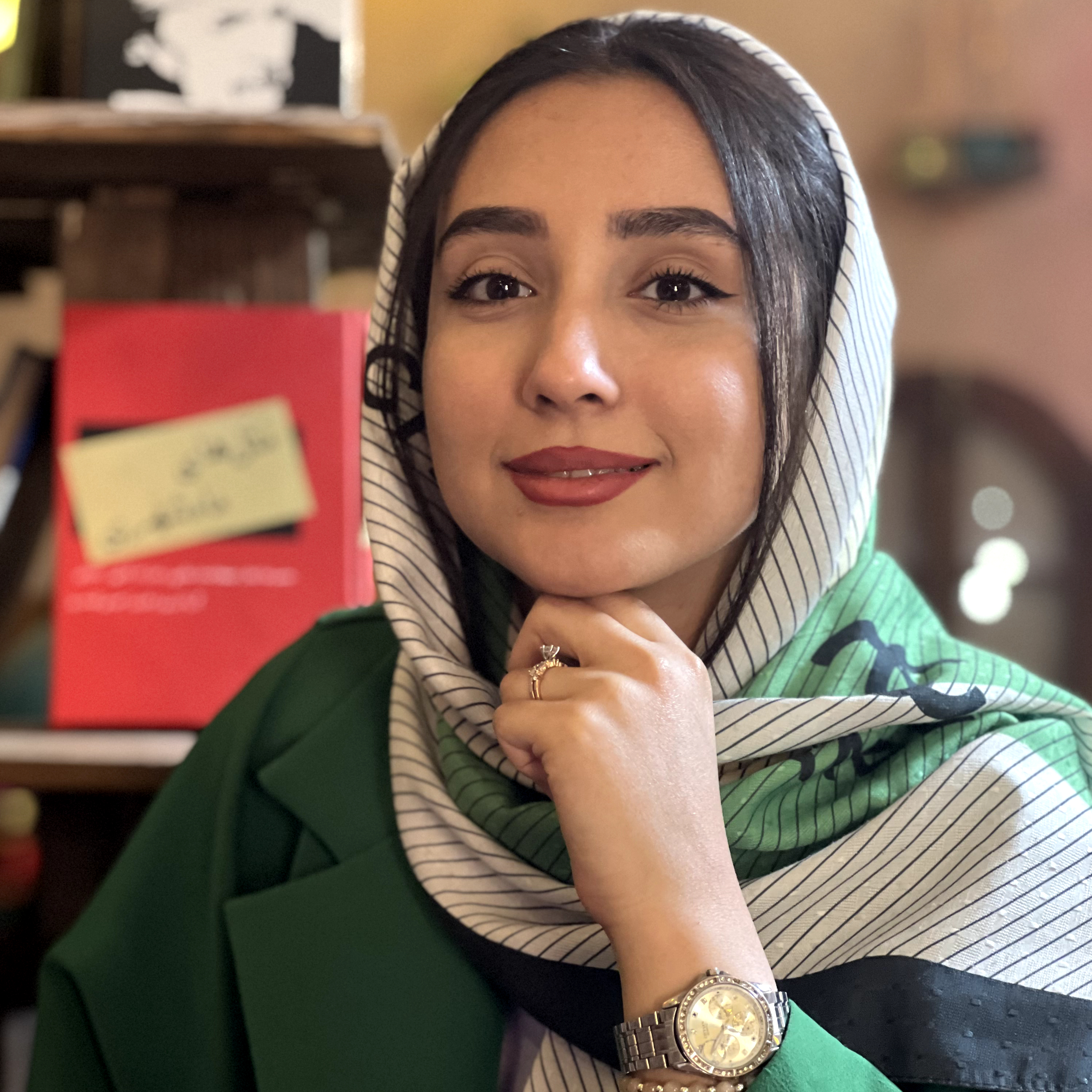 حنانه ابراهیمیان حنانه ابراهیمیان