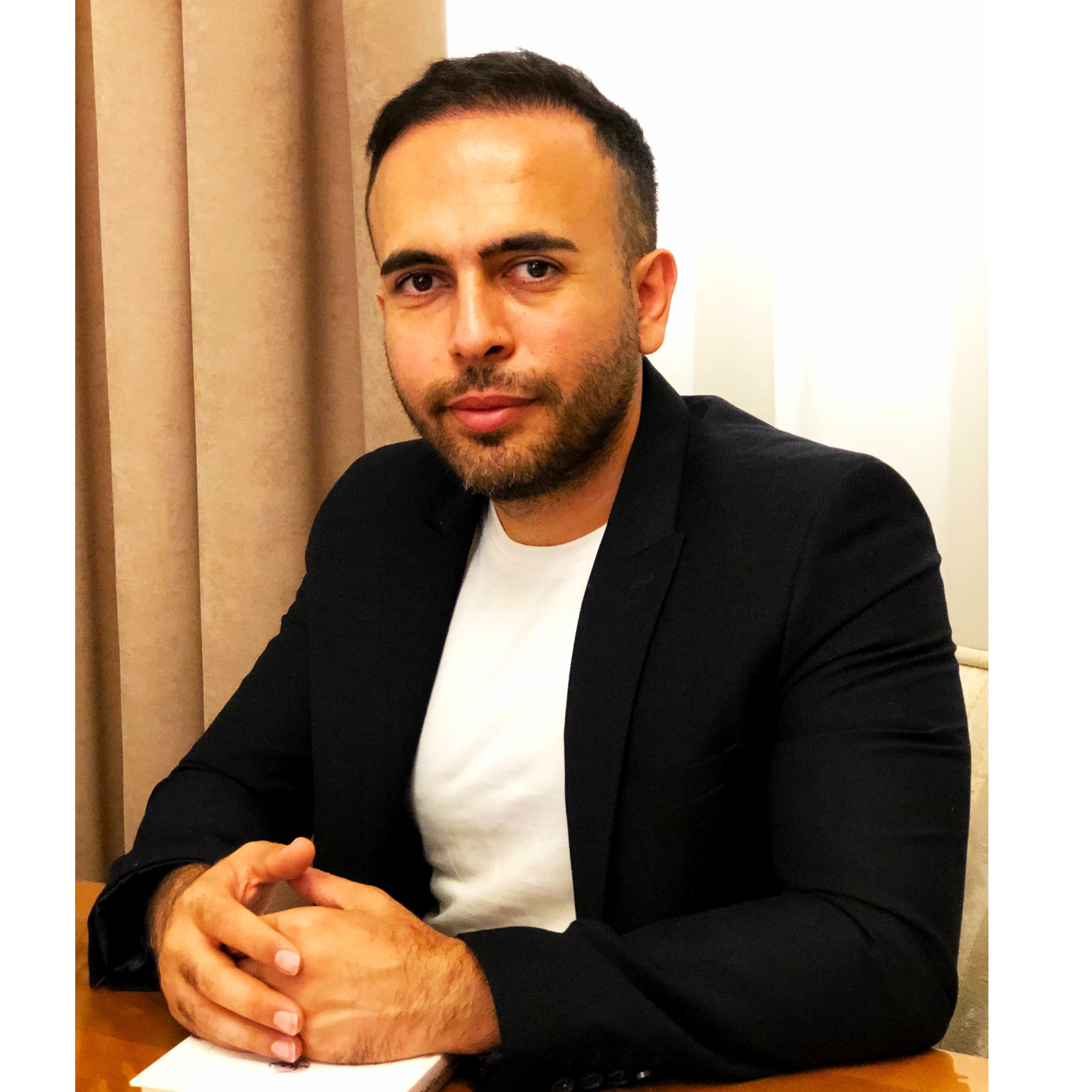 معین احمدی