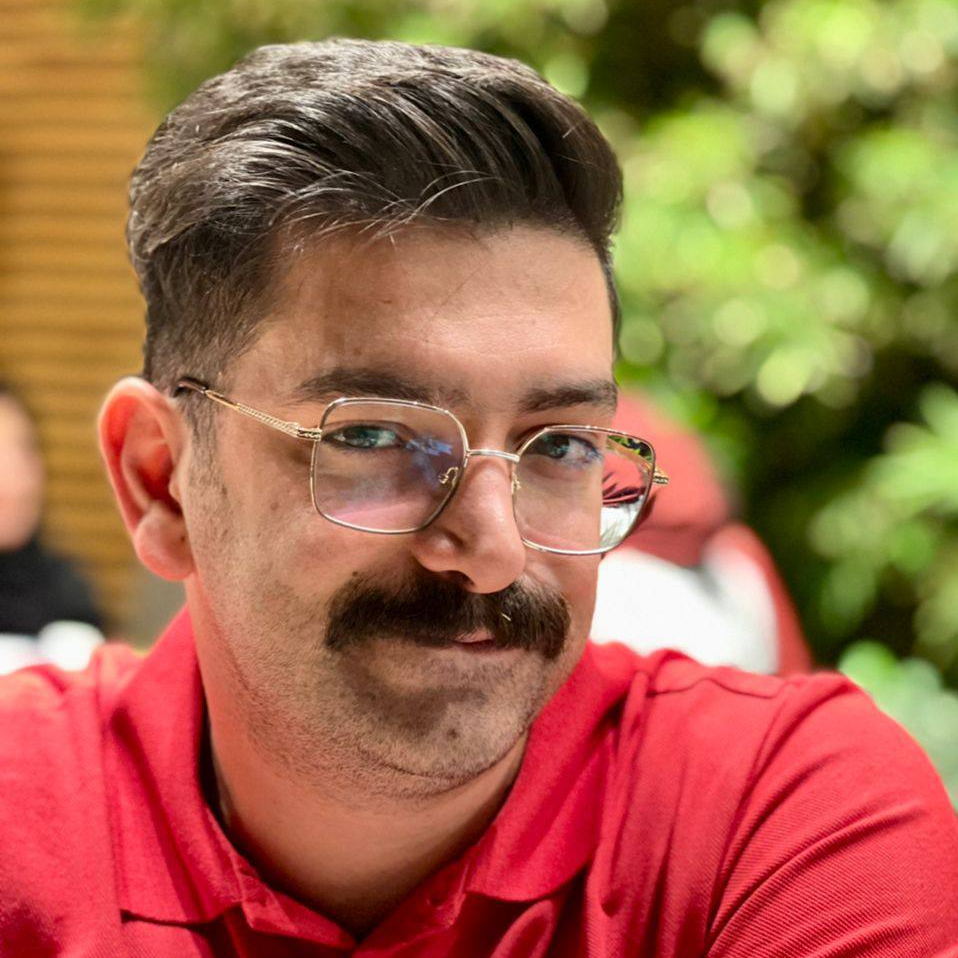 سروش هادیان