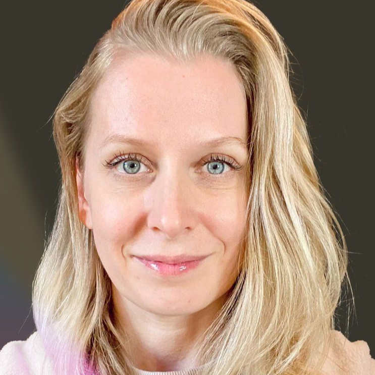 Elena Verna