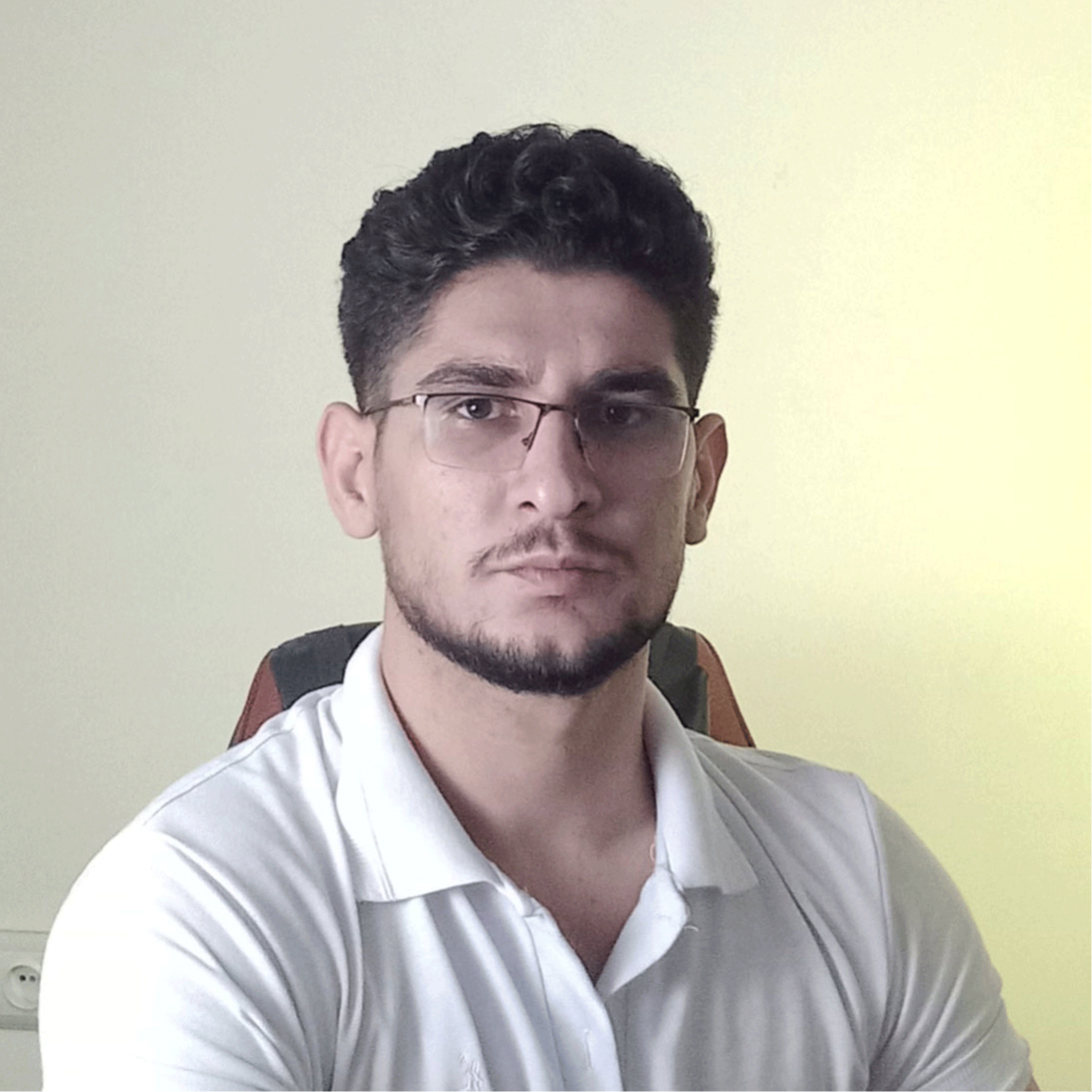 علیرضا نیکجو علیرضا نیکجو