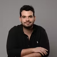 teacher-pic teacher-pic