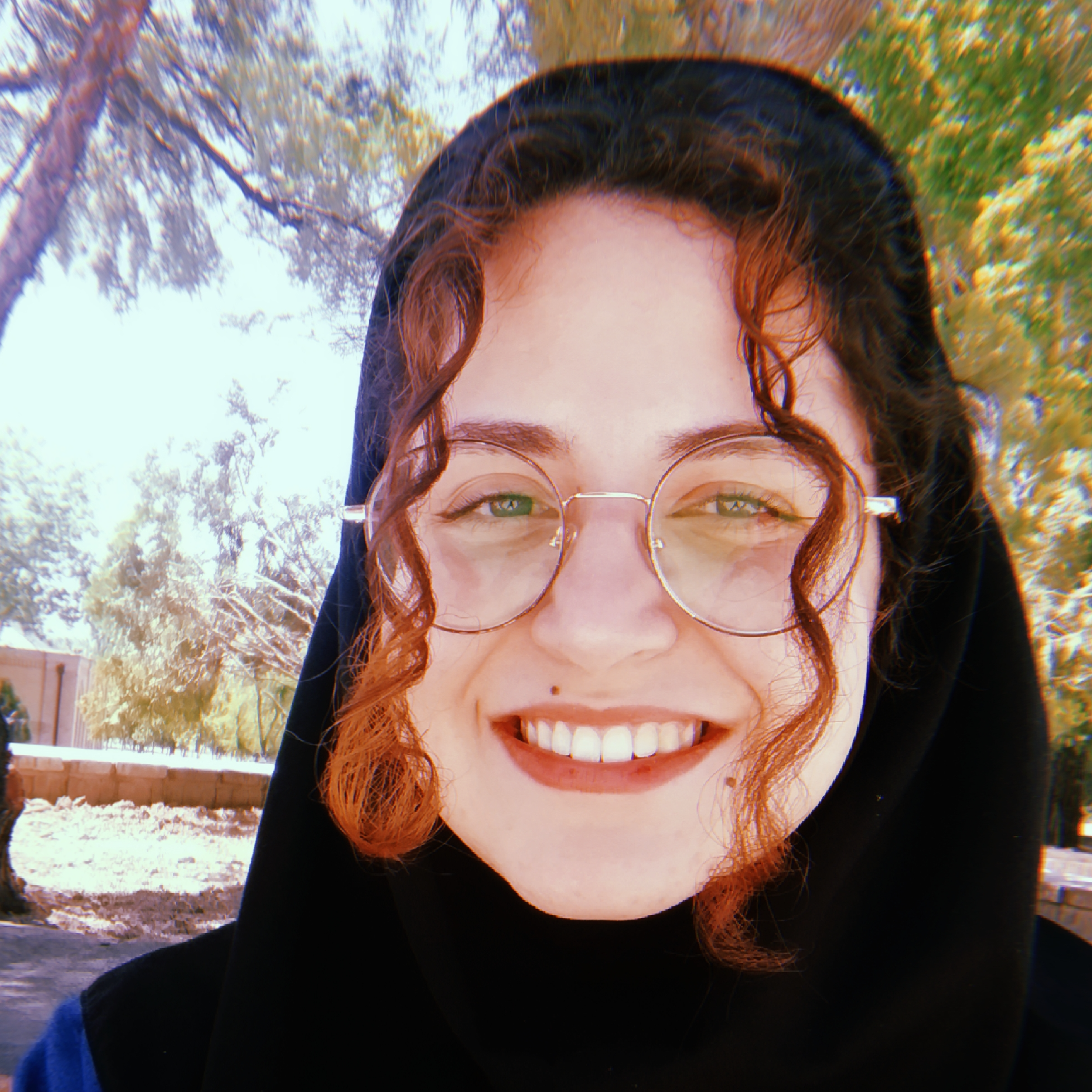 صبا آقاجانی