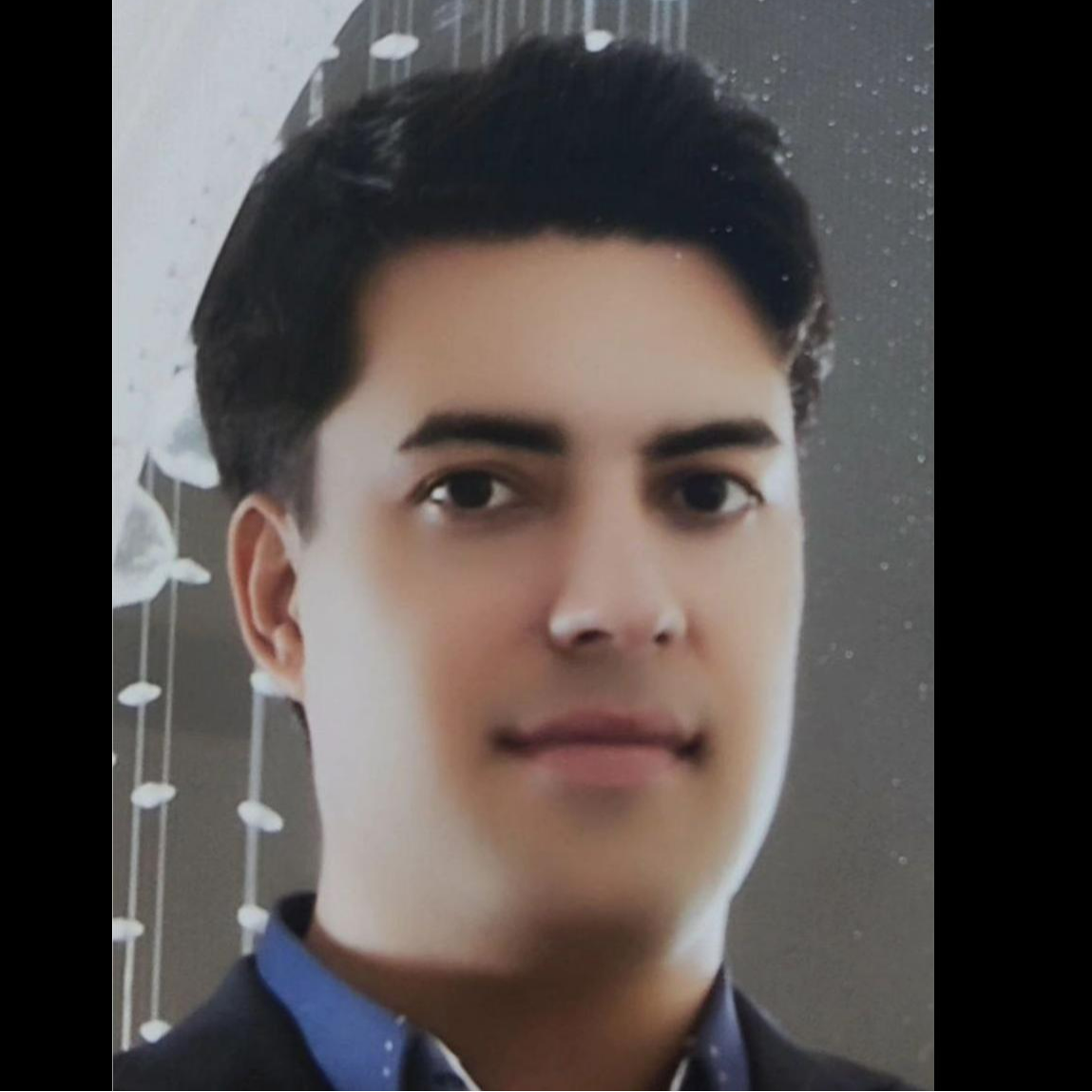 ایمان باقری