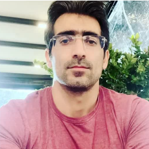 حسین وحیدنژاد