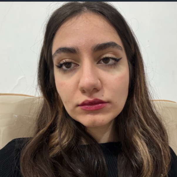 طنین نصرتی