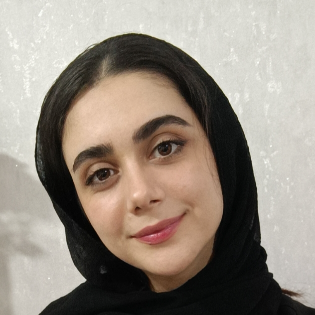 زهرا نعمت سروش