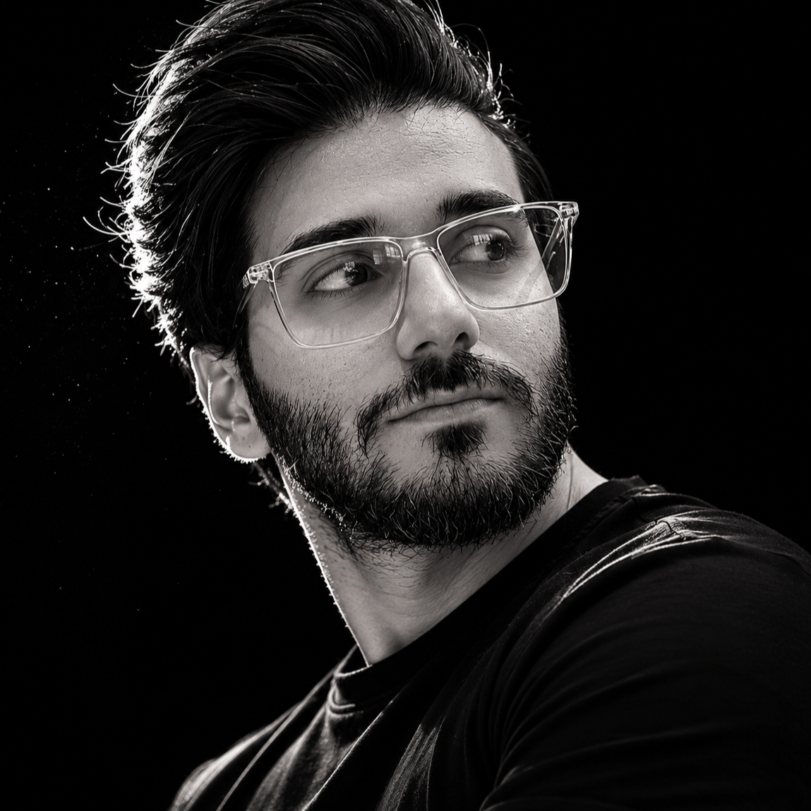 سروش همایونی