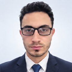 یوسف درفشی