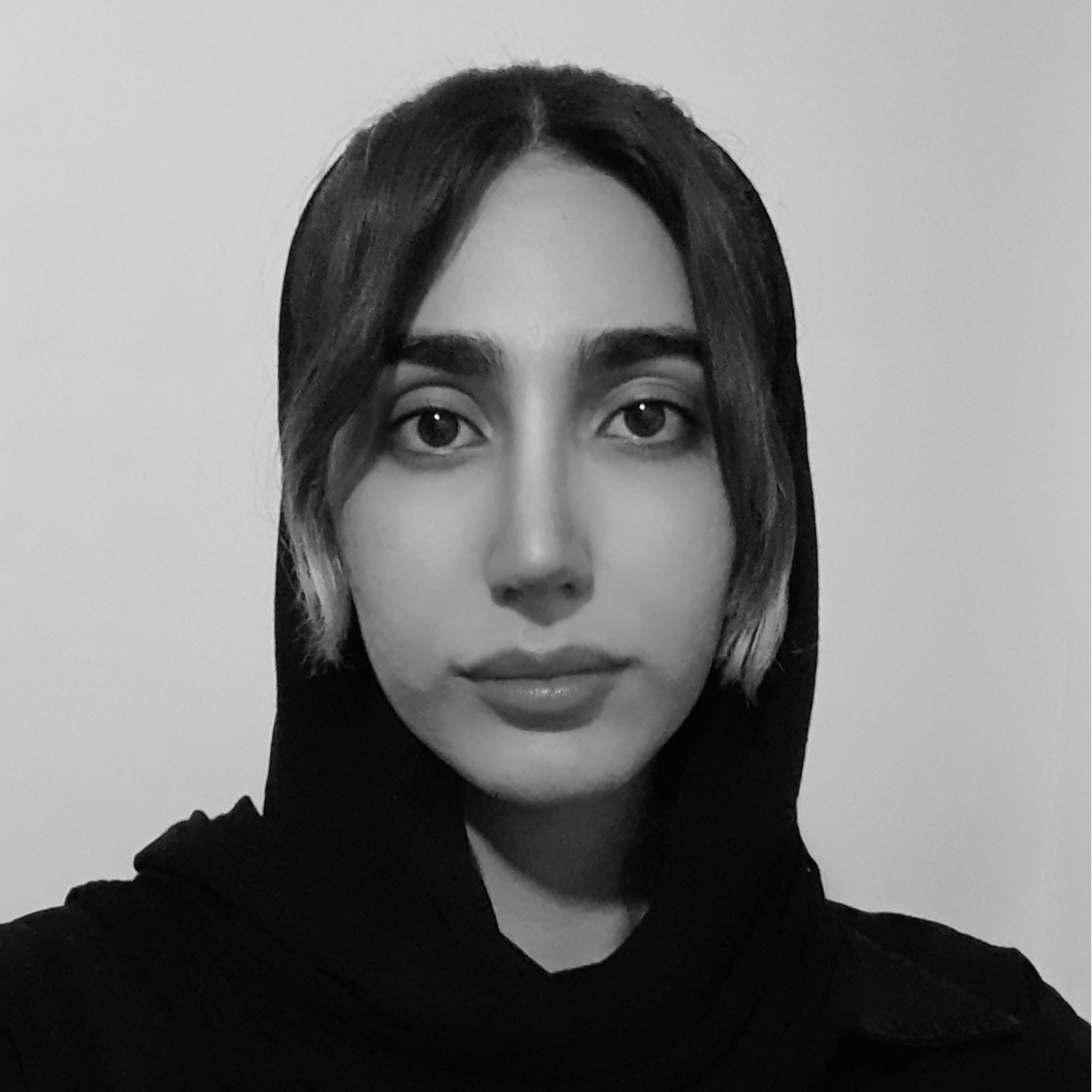 شقایق شبیری