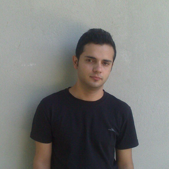 امین نقیب زاده